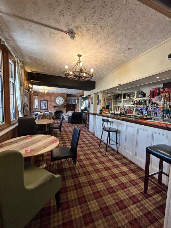 Halfway House Inn Country Lodge image 6