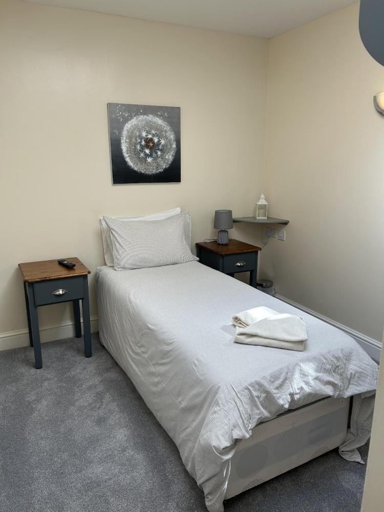 Room image 2