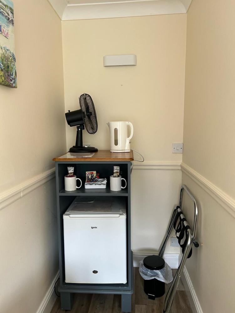 Room image 3