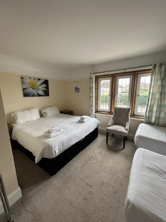 Room image 4