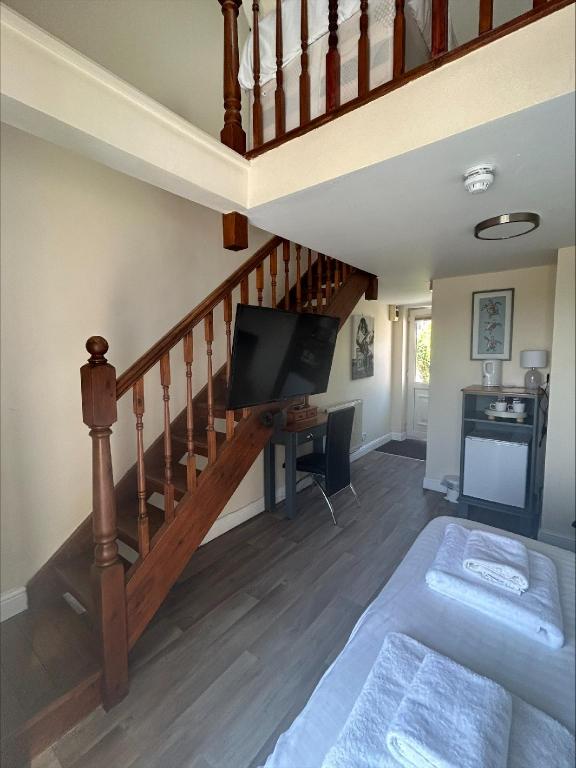 Room image 4