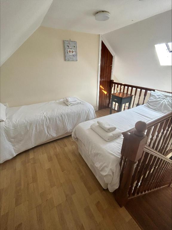 Room image 5