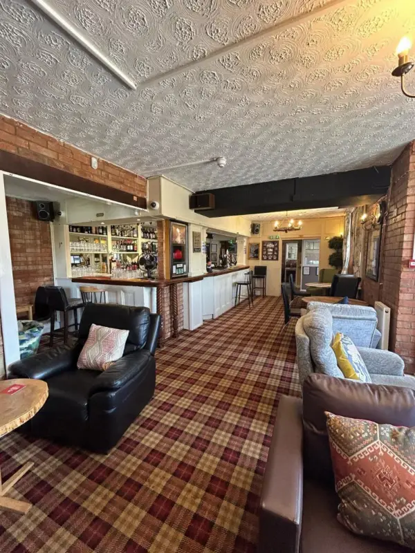 Halfway House Inn Country Lodge Main image