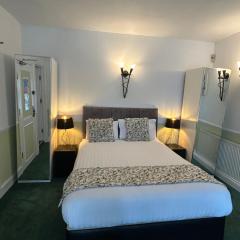 Barons Court Hotel